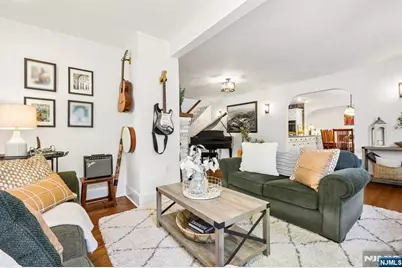 243 Lincoln Avenue, Ridgewood, NJ 07450 - Photo 9