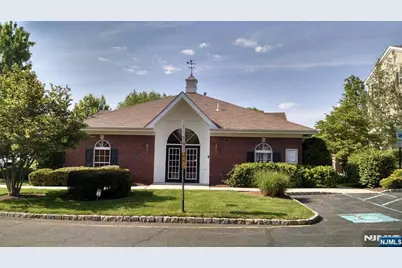 258 Riverwalk Way, Clifton, NJ 07014 - Photo 5