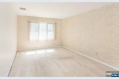 141 Wedgewood Drive 18 #18, Woodland Park, NJ 07424 - Photo 11