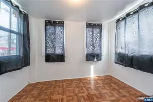 129 Howard Ave, Passaic, NJ 07055 - Photo 41