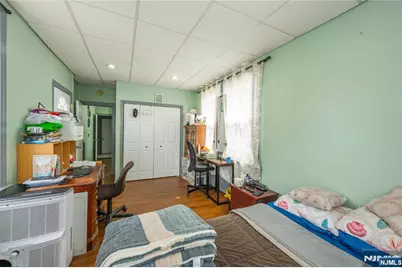 129 Howard Avenue, Passaic, NJ 07055 - Photo 13