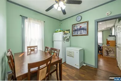129 Howard Avenue, Passaic, NJ 07055 - Photo 7