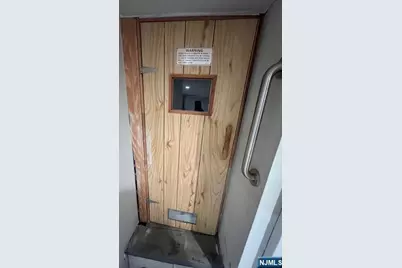 81 Maple Avenue, Springfield, NJ 07081 - Photo 27