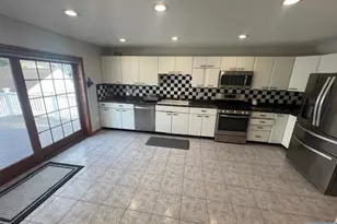 81 Maple Ave, Springfield, NJ 07081 - Photo 11