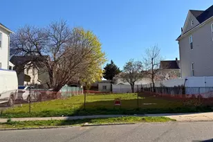 75 Campbell Ave, Hackensack, NJ 07601 - Photo 1