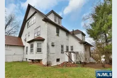 110 Summit Avenue, Hackensack, NJ 07601 - Photo 9
