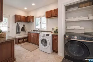 5 Williams Crest, Park Ridge, NJ 07656 - Photo 13