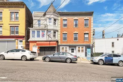 61 Victoria Avenue, Newark, NJ 07104 - Photo 1