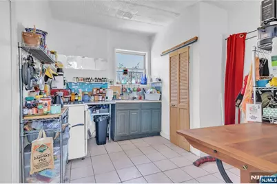 61 Victoria Avenue, Newark, NJ 07104 - Photo 17