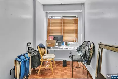 61 Victoria Avenue, Newark, NJ 07104 - Photo 13