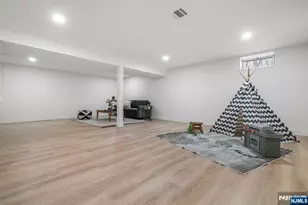 183 Wyckoff Ave, Wyckoff Township, NJ 07481 - Photo 37