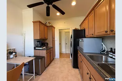 215 Orient Way C2 #C2, Rutherford, NJ 07070 - Photo 11