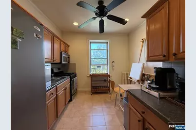215 Orient Way C2 #C2, Rutherford, NJ 07070 - Photo 9