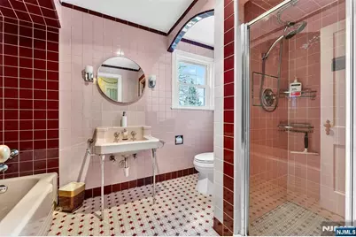 68 Ilford Avenue, North Arlington, NJ 07031 - Photo 23