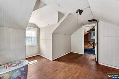 68 Ilford Avenue, North Arlington, NJ 07031 - Photo 31