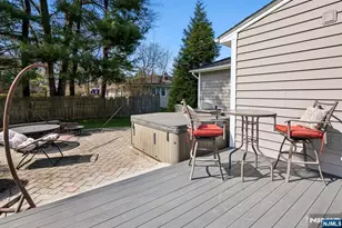 1 Dellmead Dr, Livingston, NJ 07039 - Photo 27