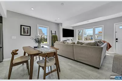 34 Shadyside Avenue, Dumont, NJ 07628 - Photo 7