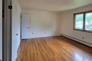 688 Day Ave 2nd Fl, Ridgefield, NJ 07657 - Photo 15