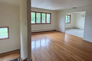 688 Day Ave 2nd Fl, Ridgefield, NJ 07657 - Photo 5