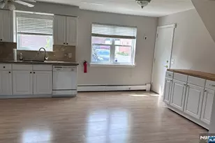 1165A Valley Road 1165A, Wayne, NJ 07470 - Photo 9