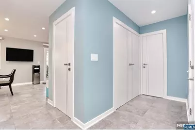 10 Chris Court, Fair Lawn, NJ 07410 - Photo 9