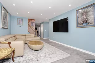 10 Chris Ct, Fair Lawn, NJ 07410 - Photo 7