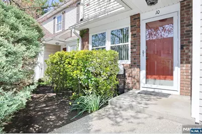 10 Chris Court, Fair Lawn, NJ 07410 - Photo 3