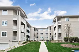 218 Orchard Park, Allendale, NJ 07401 - Photo 1