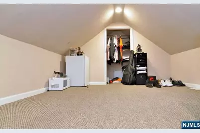 402 N 3rd Street, East Newark, NJ 07029 - Photo 17