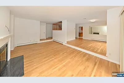 47 Bentley Drive, Franklin Lakes, NJ 07417 - Photo 13