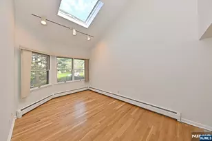 47 Bentley Dr, Franklin Lakes, NJ 07417 - Photo 9