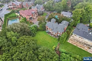 1 Euclid Rd, Fort Lee, NJ 07024 - Photo 47
