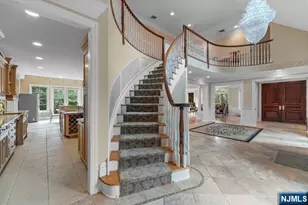 1 Euclid Rd, Fort Lee, NJ 07024 - Photo 5