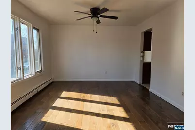 320-322 Williams #322, Hasbrouck Heights, NJ 07604 - Photo 3