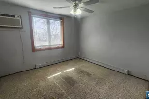 366 Kingsland Ave 2, Lyndhurst Township, NJ 07071 - Photo 7