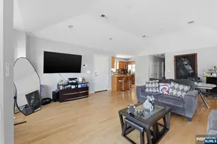 433 Linden, Elizabeth, NJ 07202 - Photo 7
