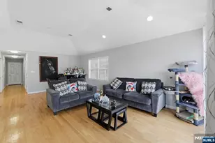 433 Linden, Elizabeth, NJ 07202 - Photo 5