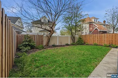 433 Linden, Elizabeth, NJ 07202 - Photo 33