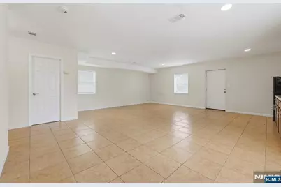 433 Linden, Elizabeth, NJ 07202 - Photo 27