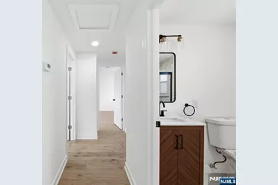 59 Erie Avenue, Midland Park, NJ 07432 - Photo 23