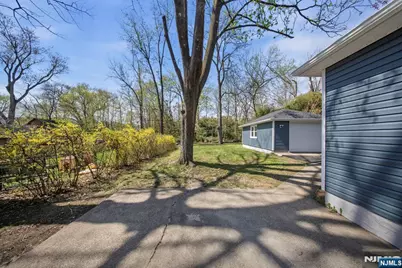 59 Erie Avenue, Midland Park, NJ 07432 - Photo 35