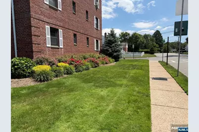 241 E Main Street 2B #2B, Bergenfield, NJ 07621 - Photo 15