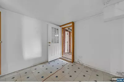 439 Bergen Boulevard, Palisades Park, NJ 07650 - Photo 35