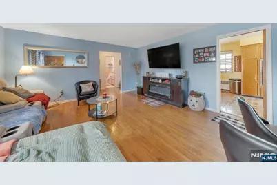 439 Bergen Boulevard, Palisades Park, NJ 07650 - Photo 9