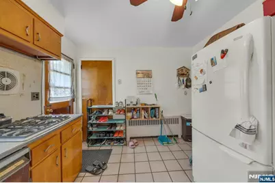 439 Bergen Boulevard, Palisades Park, NJ 07650 - Photo 27