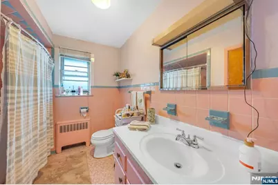 439 Bergen Boulevard, Palisades Park, NJ 07650 - Photo 25