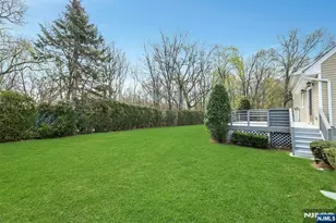 9-09 Elaine Terrace, Fair Lawn, NJ 07410 - Photo 5