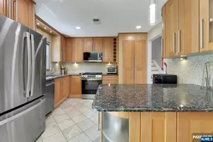 9-09 Elaine Terrace, Fair Lawn, NJ 07410 - Photo 17