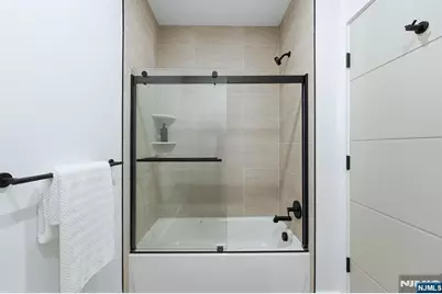 9-11 E Passaic Street 305 #305, Hackensack, NJ 07601 - Photo 9