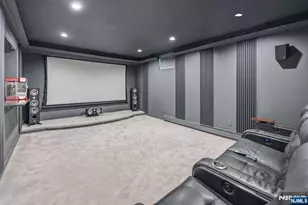 8 Wainwright Ct, Closter, NJ 07624 - Photo 25